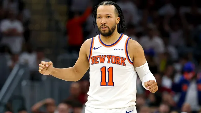 New York Knicks dominate Cleveland Cavaliers in playoffs