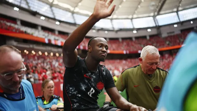 Ismaël Koné suffers serious leg injury during World Cup match