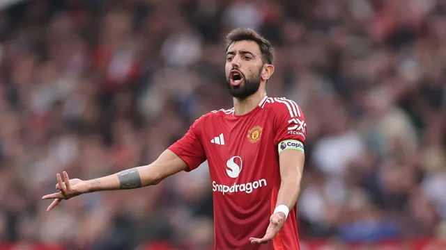 Bruno Fernandes criticized for diva behavior as Man Utd captain