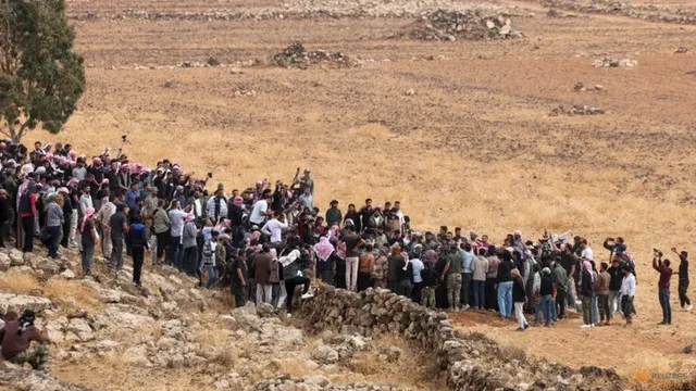 Syria reopens main border crossing with Jordan after airstrike dispute