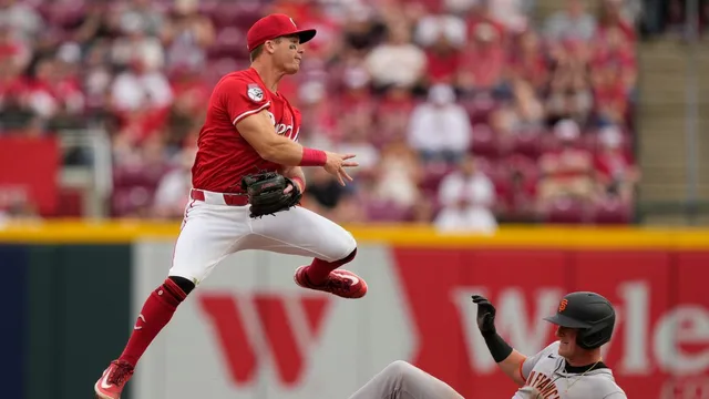 Reds defeat Giants as Verlander struggles in San Francisco debut