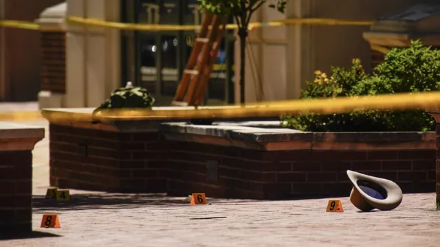 Dalton Eatherly shoots himself during courthouse confrontation