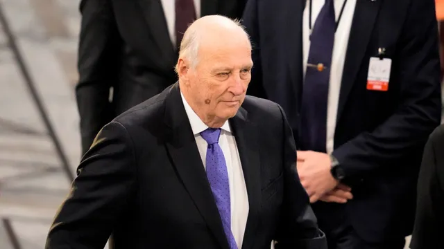 King Harald V's health worsens during hospital stay