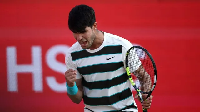 Carlos Alcaraz battles for three hours to edge out Jaume Munar