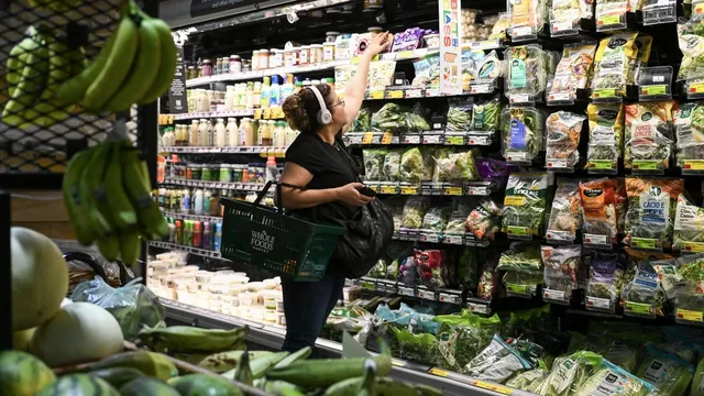 US President Donald Trump faces 73% disapproval on gas prices in New York Times/Siena poll before midterms