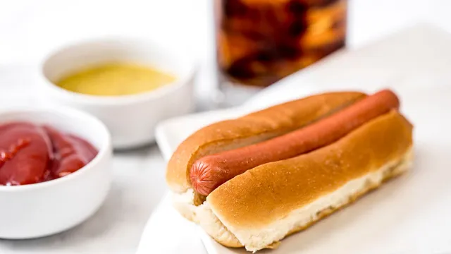 Falcons host Chiefs with free hot dogs and chips at Mercedes-Benz Stadium