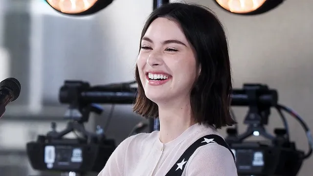 Gracie Abrams announces May stadium shows in Australia
