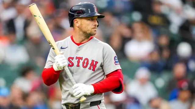 Alex Bregman may leave Red Sox for massive deal with Tigers