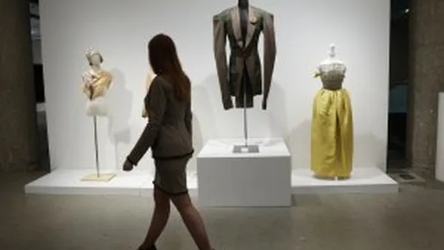 Met Museum cancels John Galliano exhibit over backlash from antisemitic comments
