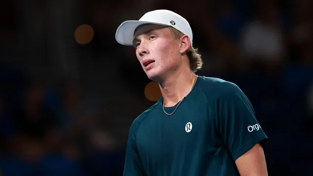 Tennis stars slam reporter for anti-American questioning