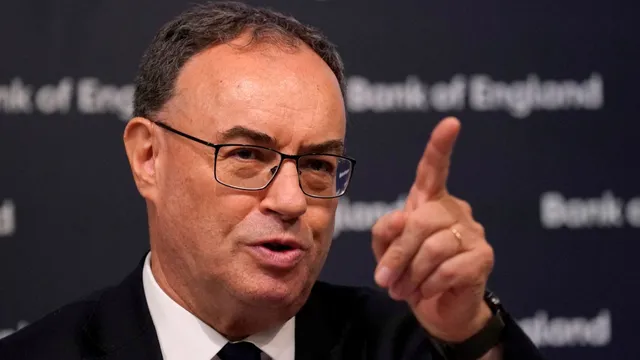 Andrew Bailey admits budget uncertainty risks inflation surge