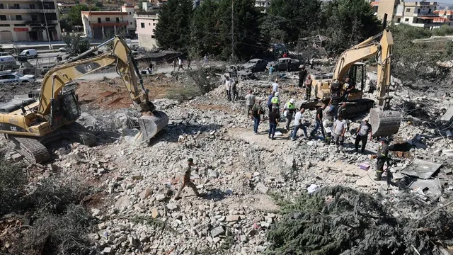 Israel intensifies attacks in southern Lebanon, killing nine