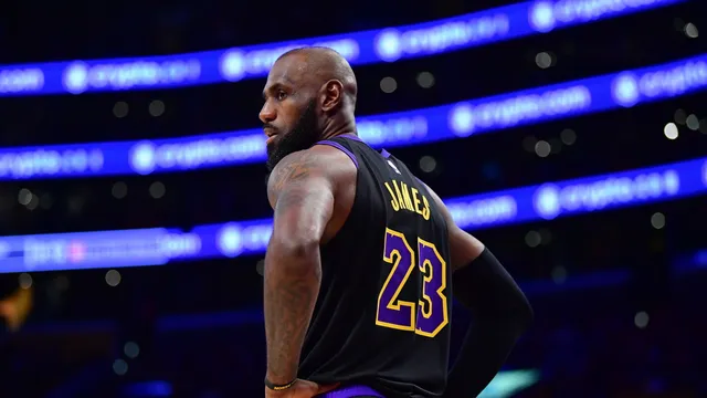 LeBron James faces tough choices as unrestricted free agent