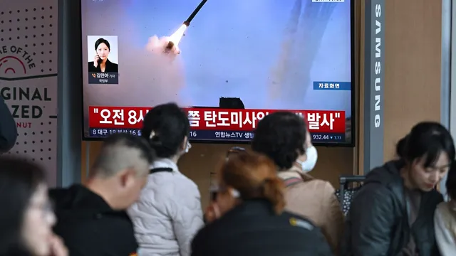North Korea launches missiles while insulting South Korea's hopes
