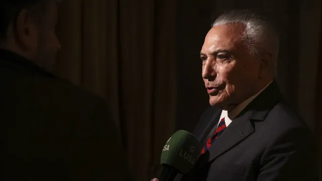 Former Brazilian President Michel Temer backs Flávio Bolsonaro in presidential runoff