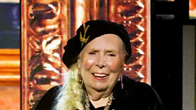 Canadian singer Joni Mitchell becomes United States citizen after 62 years in America