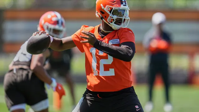 Shedeur Sanders starts NFL journey amid media scrutiny