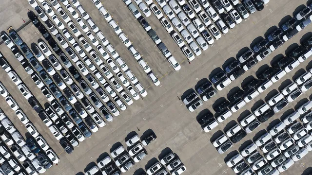 China's car exports soar as domestic sales plummet