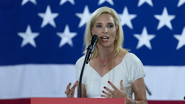 Ashley Hinson pushes for fathers to pay half of pregnancy expenses