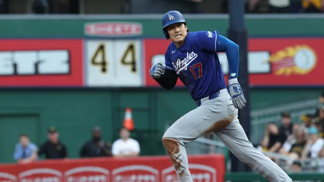Shohei Ohtani exits game with knee inflammation after hitting 13th homer