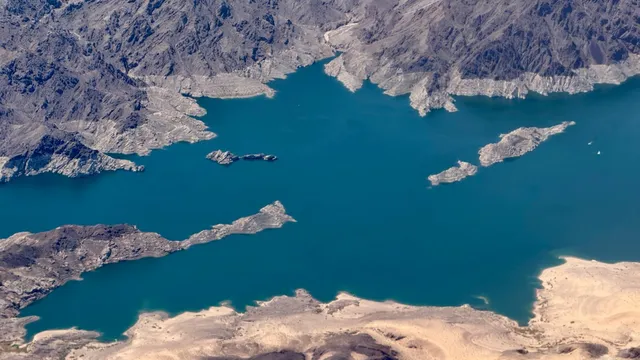 Lake Mead faces record low water levels by 2027
