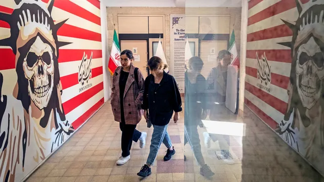 U.S. embassy staff evacuate Israel amid tension over Iran