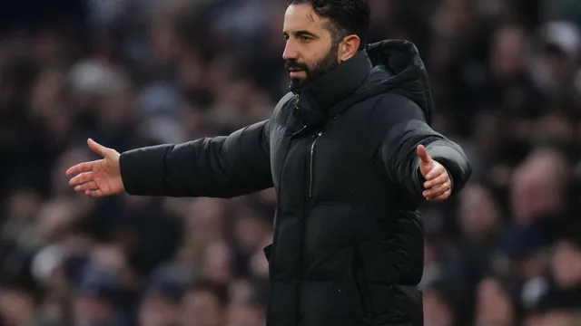 Amorim claims greater pressure at Manchester United than at Tottenham