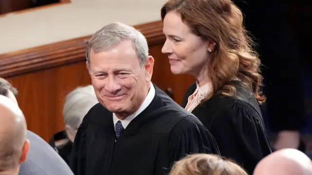 Supreme Court considers ending protections for Haitian and Syrian immigrants