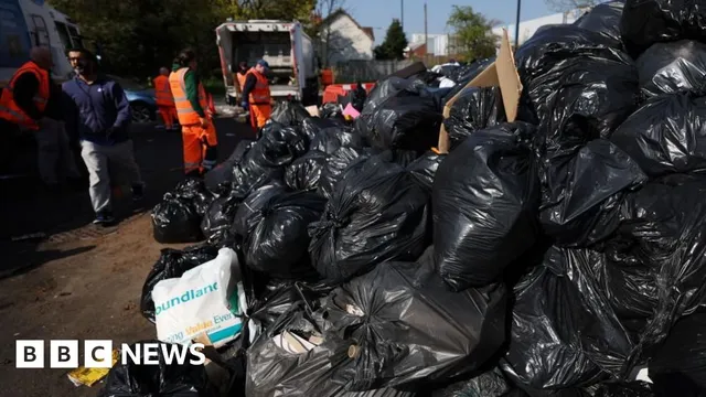 Angela Rayner calls for Birmingham bin workers to accept pay deal