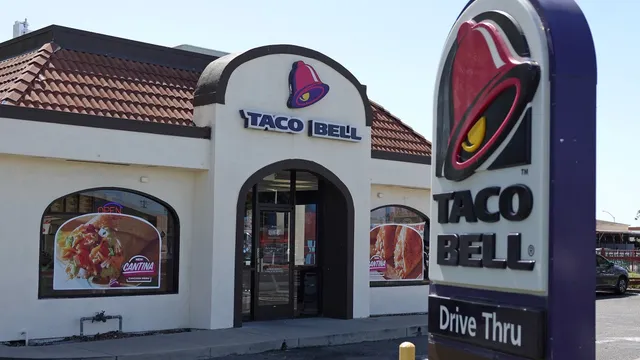 Taco Bell tests new Mexican Pizza Empanadas in Phoenix