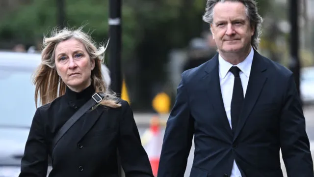 Fiona Phillips struggles as Alzheimer's disease worsens