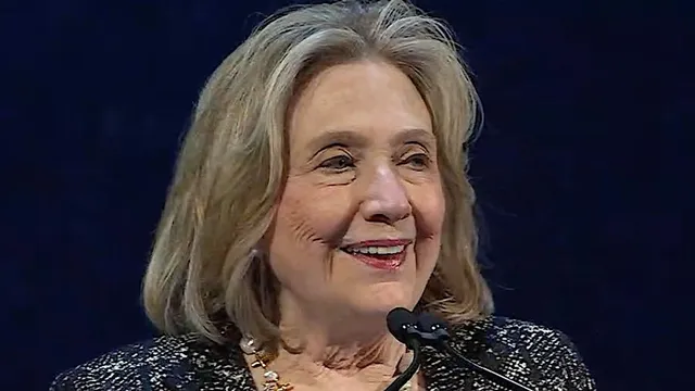 Hillary Clinton Takes a Jab at Trump on The Tonight Show