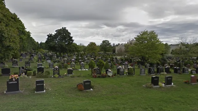 Couple arrested for stealing jewelry from mausoleums in Ontario