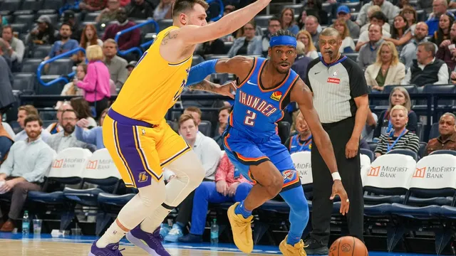 Gilgeous-Alexander dominates with 42 points as Thunder beat Lakers