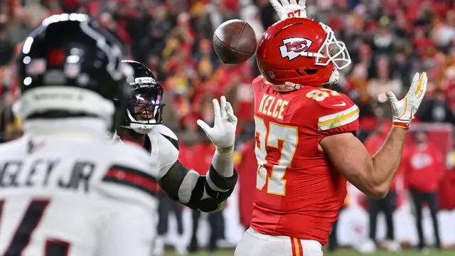 Chiefs players confront playoff challenges after devastating loss