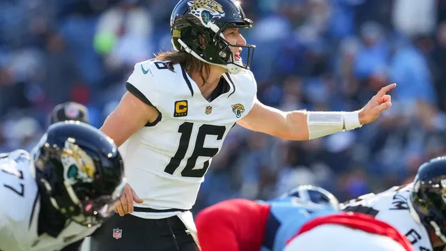 Jaguars claim first place in AFC South after dominating Titans