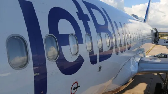 JetBlue's Q3 Revenue Drops, Q4 Decline Expected as Profit Goals Press On