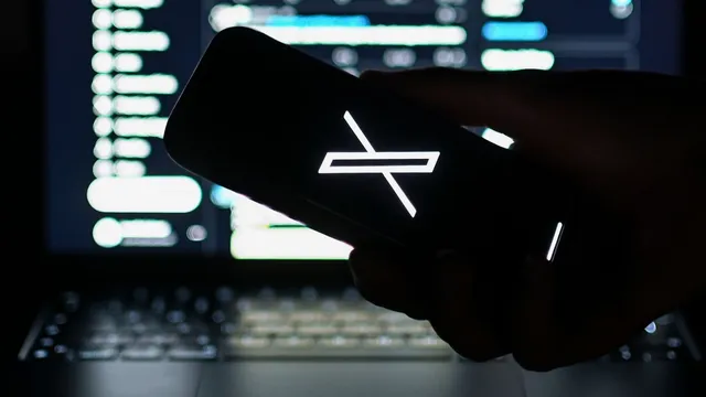 Over 5,600 report outage on social media platform X