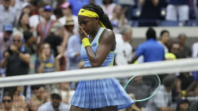 Coco Gauff eliminated by Emma Navarro at U.S. Open 2023