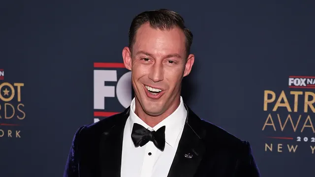 Fox News host mocks sailors for complaining about food shortages