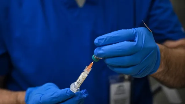 NHS warns as measles infections surge in north London schools