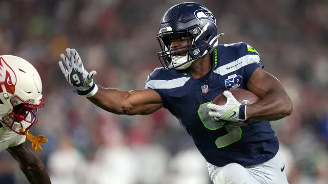 Kansas City Chiefs sign Super Bowl MVP Kenneth Walker III for record deal