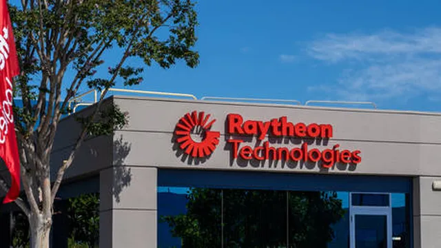 Trump demands Ukraine accept controversial peace plan by Thursday