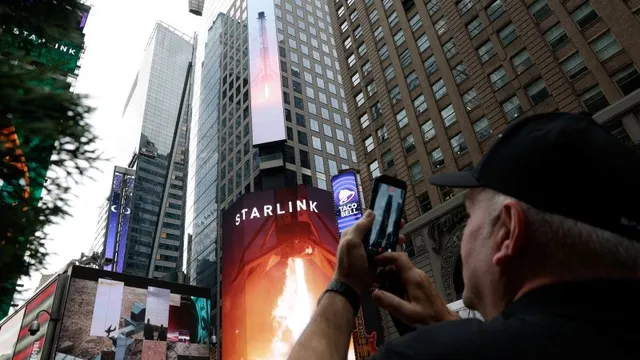 SpaceX joins Nasdaq 100, triggering billions in automatic purchases