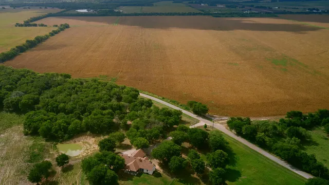 Toxic Sludge Fertilizer: Uncovering Risks and Contamination Issues