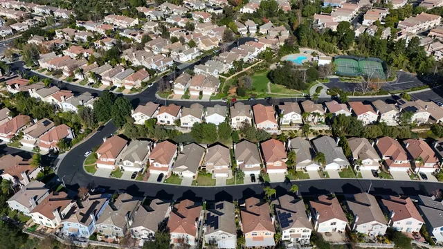 U.S. housing market struggles as existing-home sales hit a 16-month low