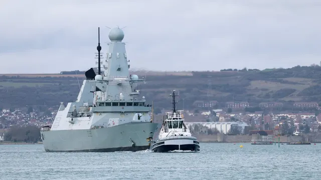 UK defences face critical rebuilding amid historical parallels