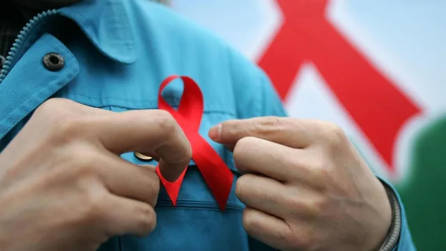 England sets ambitious goal to end new HIV transmissions by 2030
