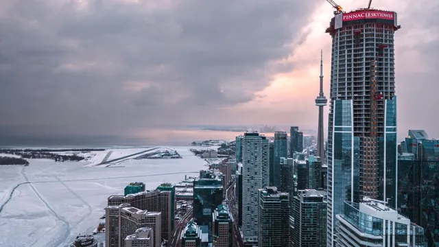 Pinnacle SkyTower achieves record height in Toronto