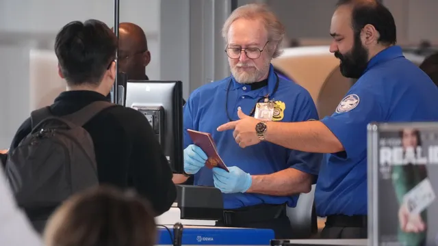 Trump takes action to pay TSA workers amid ongoing airport chaos